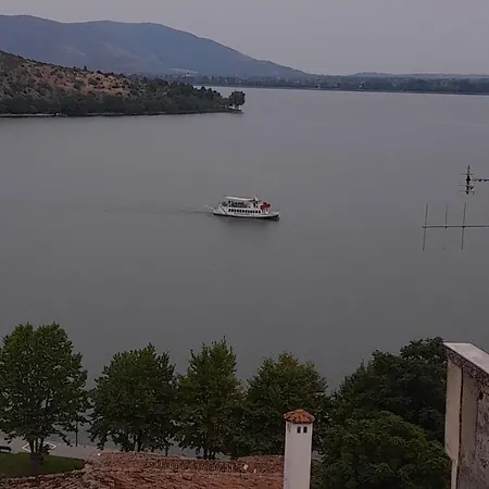 Αirbnb παλιά πολη 아파트