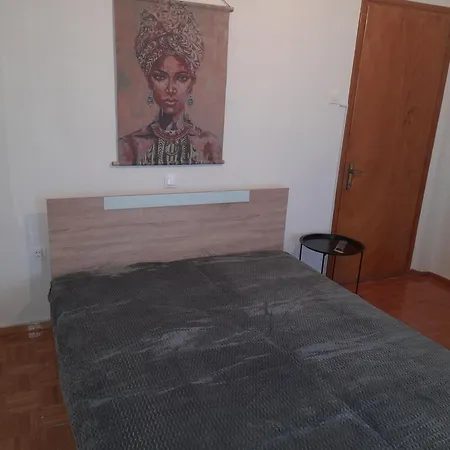 Αirbnb Παλιά Πολη *