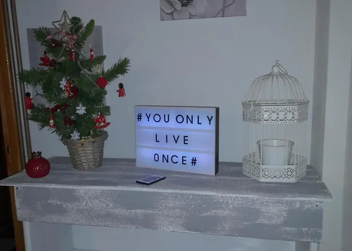 αirbnb παλιά πολη 公寓 *