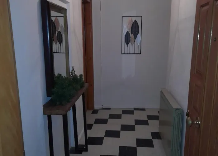 αirbnb παλιά πολη * 卡斯托里亚
