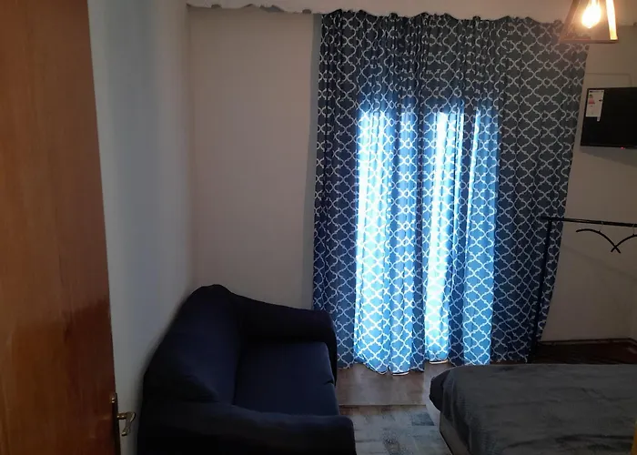αirbnb παλιά πολη * 卡斯托里亚